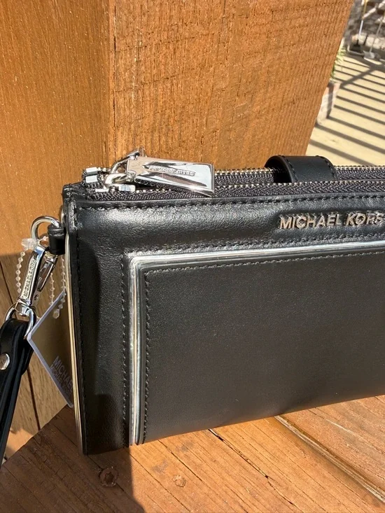 NWT Michael Kors Adele Framed Leather Double Zipper Smartphone Black Wallet - Picture 4 of 12